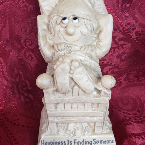 Vtg Berries Sillisculpt Figure Happiness Under My Covers 1970 USA Stocking Stuff - Picture 10 of 12